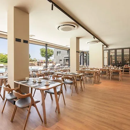 Hesperia Santiago Peregrino Hotel 4*