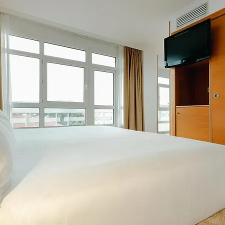 Hesperia Santiago Peregrino Hotel 4*