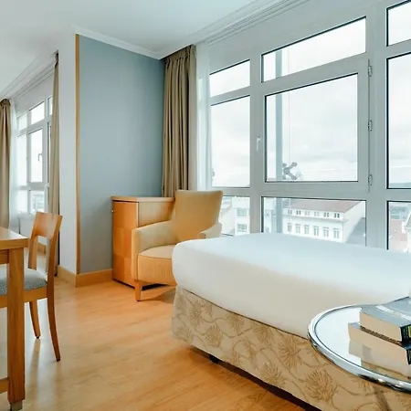Hotel Hesperia Santiago Peregrino 4*
